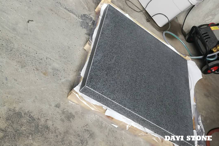 G684 Black Basalt Caps Flamed100x100x10cm - Dayi Stone G684 Black Basalt Caps Flamed100x100x10cm - Dayi Stone